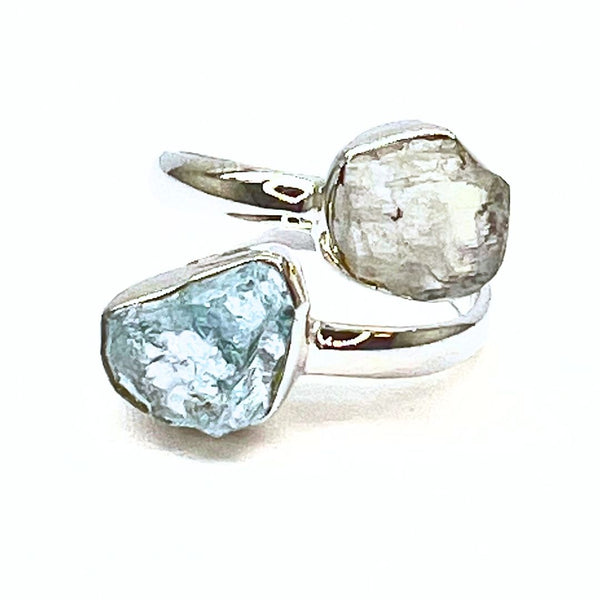 Rose quartz, ring with tip in silver
