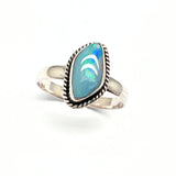 Opalring oval äkta sten med silverfiligran