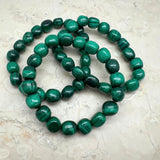 Malakit, trumlat sten armband