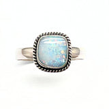 Opalring oval äkta sten med silverfiligran