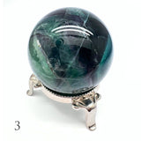 Fluoriittipallo on todella kaunis!