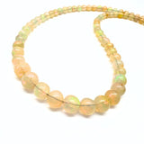 Opal från Etiopien, halsband graderade runda pärlor