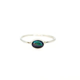 Opal i tunn silverring