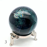 Fluoriittipallo on todella kaunis!