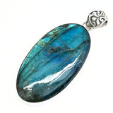 Labradorit, ovalt silverhänge med filigrandekoration