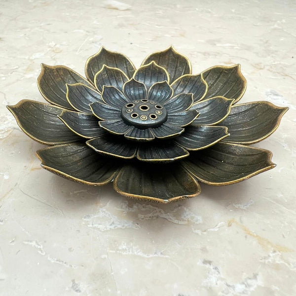 Rökelsehållare Lotus Ljus Oxiderad Mässing