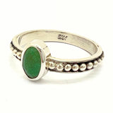 Smaragd, elegant silverring med filgran