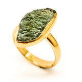 Moldavit guldring storlek 5