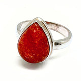 Solsten droppformad glittrande sten i silverring