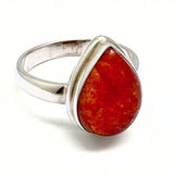 Solsten droppformad glittrande sten i silverring