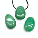 Aventurin, trumlat hänge med hål