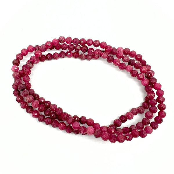 Rubin fasettslipat armband 4 mm