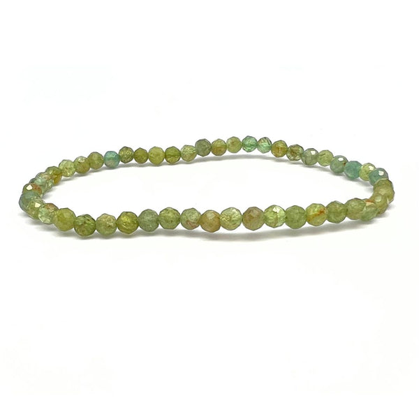 Apatit djupt grön, fasettslipat armband 4 mm