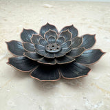 Rökelsehållare Lotus Mörk Oxiderad Mässing