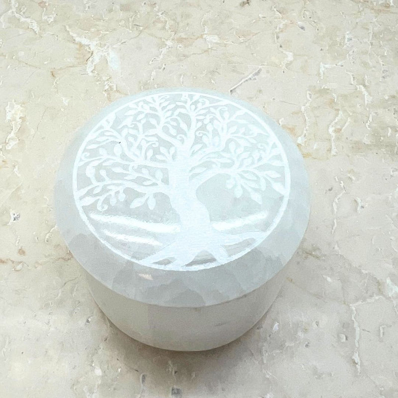 Selenit slipad rund ask med lock & livets träd