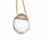 Bergkristall halsband med silver eller guldpläterad kedja