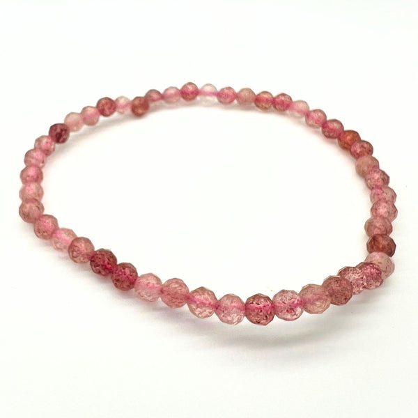Jordgubbskvarts, fasettslipat armband 4 mm