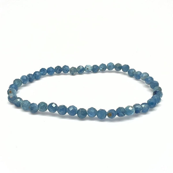 Kyanit AA, fasetterat armband 4mm