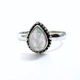 Regnbågsmånsten, droppe i filigran