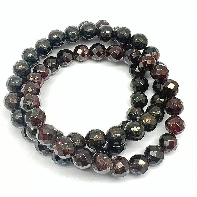 Garnet, faceted bracelet 8 mm
