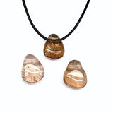 Rökkvarts, trumlat hänge med hål