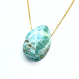 Larimar halsband med silver eller guldpläterad kedja