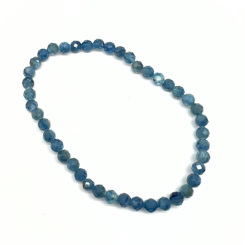 Kyanit AA, fasetterat armband 4mm