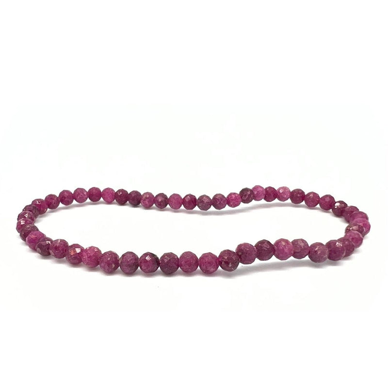 Rubin fasettslipat armband 4 mm