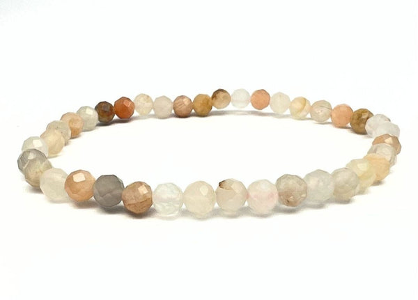 Månsten, fasettslipat armband 4 mm