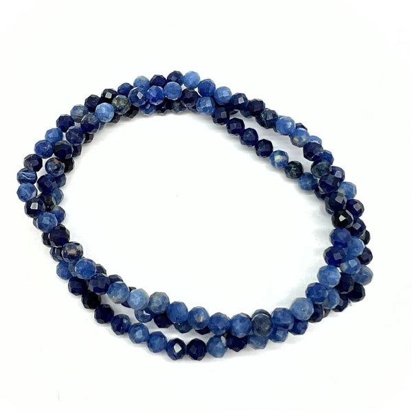 Sodalit från Brasilien, fasettslipat armband 4mm