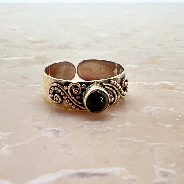 Ring onyx silver filigree