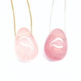 Rosenkvarts halsband med silver eller guldpläterad kedja