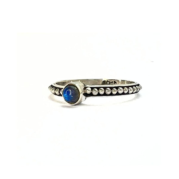 Labradorite, silver ring with twisted band