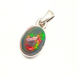 Opal toppkvalitet ovalt sterling silverhänge