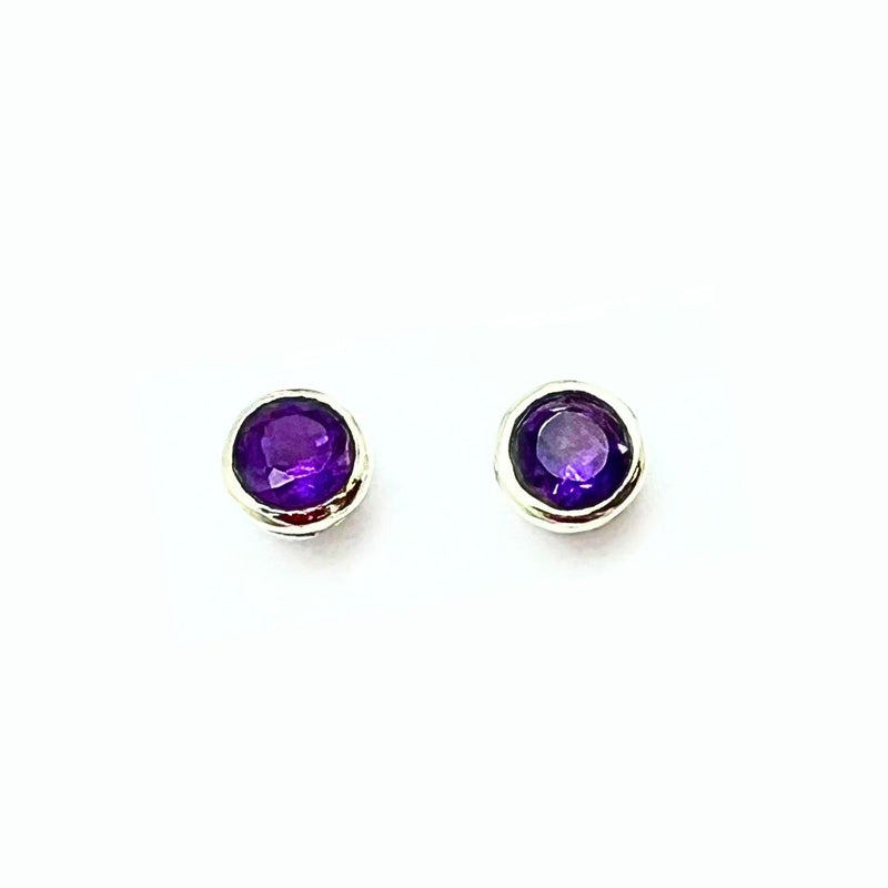 Amethyst, stud earring round facet