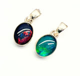 Opal, ovalt silverhänge med enkel silverfattning