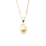 Freshwater pearl, pendant in silver filigree
