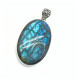 Labradorite, oval silver pendant with filigree border