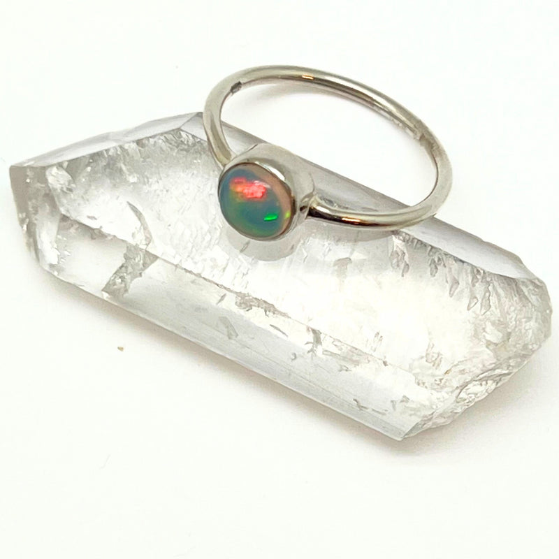 Opal rund silverring