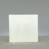 Ljuslykta, fyrkantig vit selenit