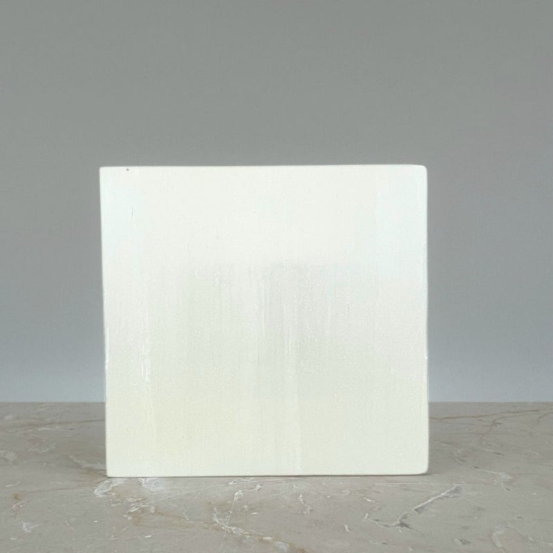 Ljuslykta, fyrkantig vit selenit