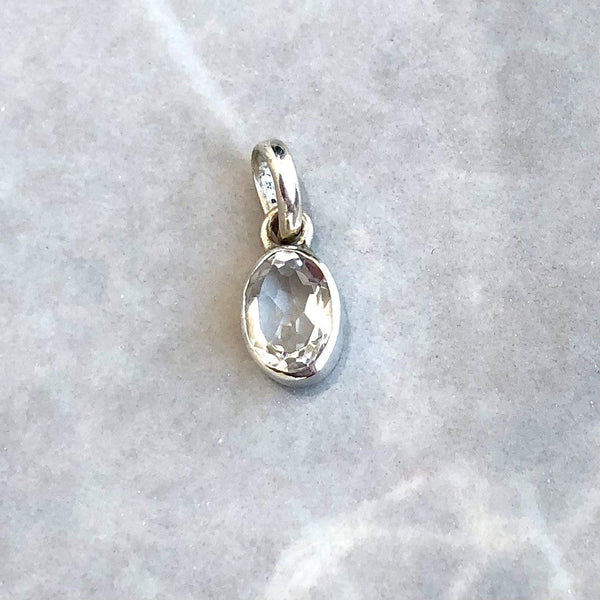 Rock crystal mini pendant in silver
