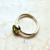 Peridot silverring fasetterad storlek 7