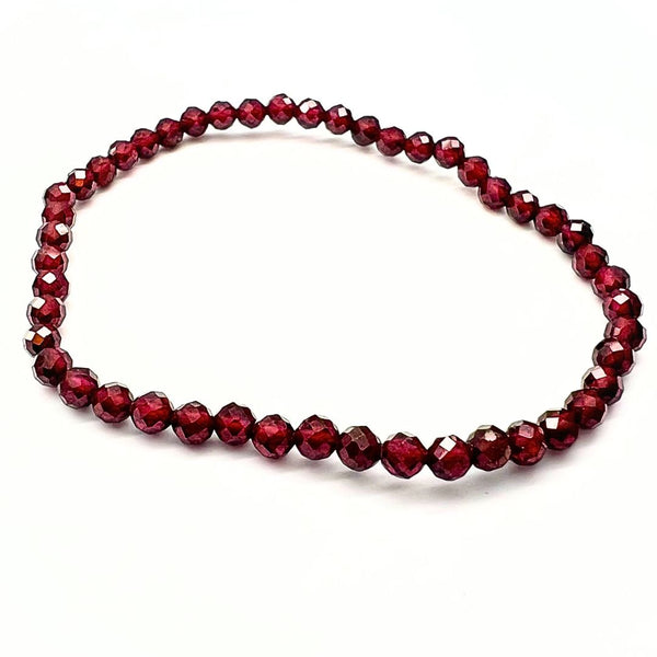 Granat fasettslipat armband 4 mm