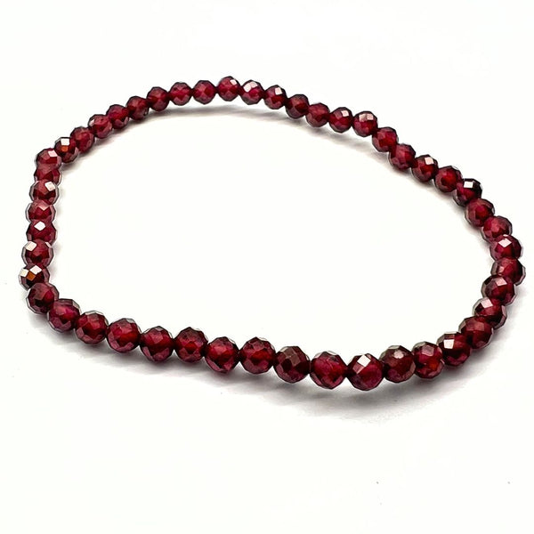 Granat fasettslipat armband 4 mm