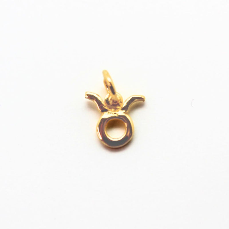 The symbol of the bull, pendant in gold-plated silver