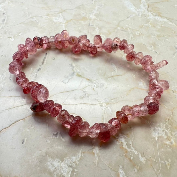 Bracelet with Cherry quarts chips