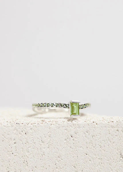 Ring Cornelia Webb silver Peridot Organic stl 5