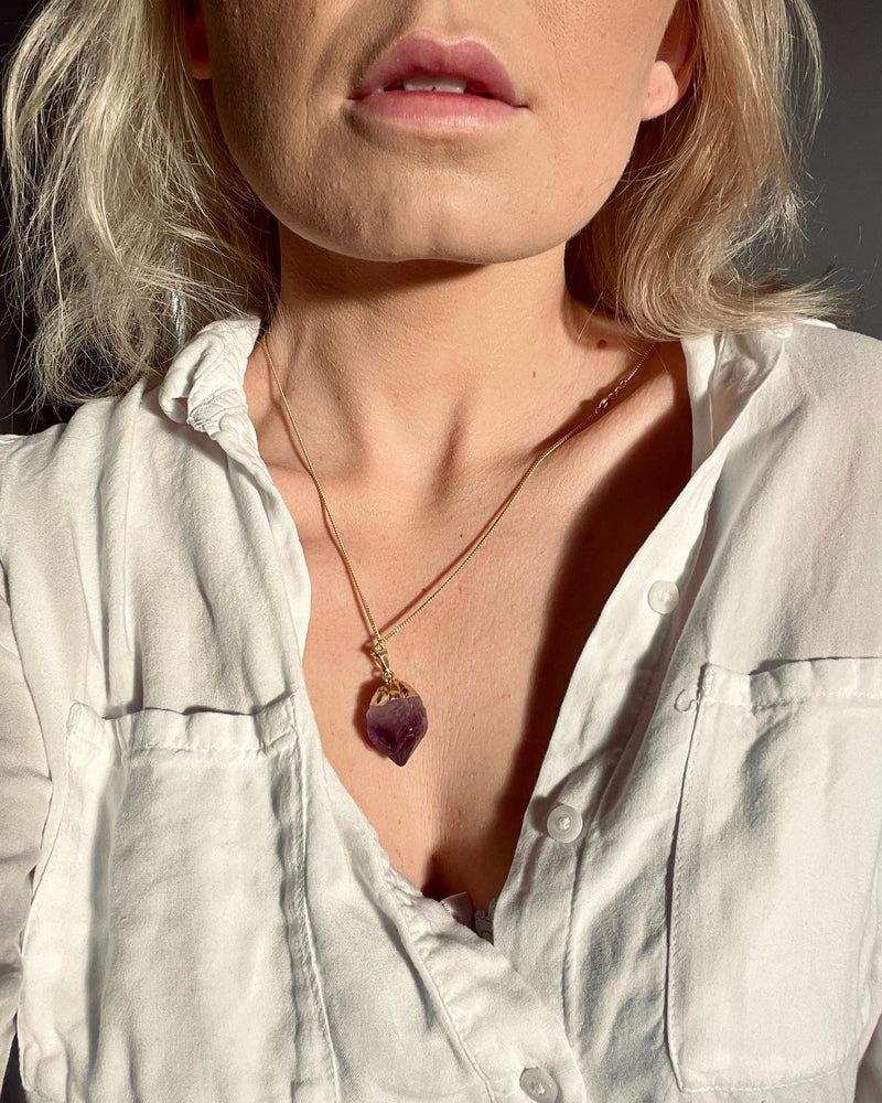 Amethyst, natural lace pendant in silver or gold