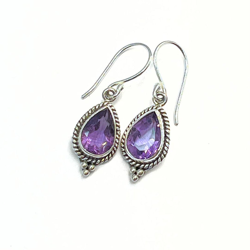 Amethyst drop earring with filigree